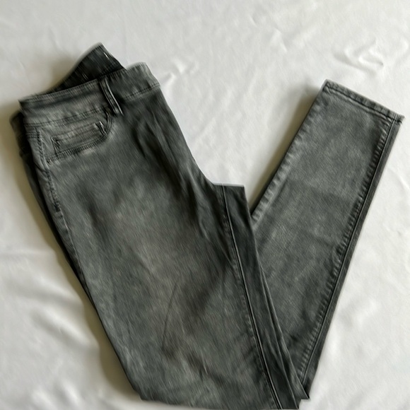 WHBM Jegging - Picture 1 of 6